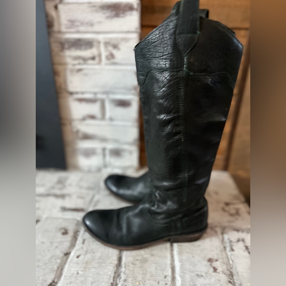 Frye green Leather Knee-High Boots size 6.5
